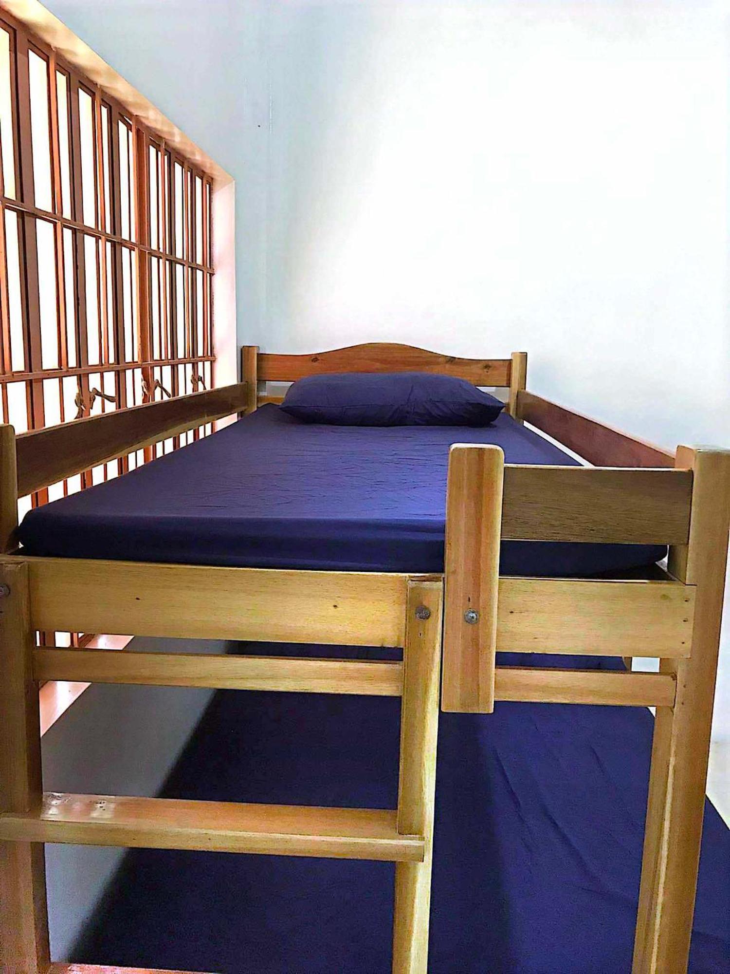 Appartamento Estrelle Orange House - Backpackers Hub Puerto Princesa Esterno foto