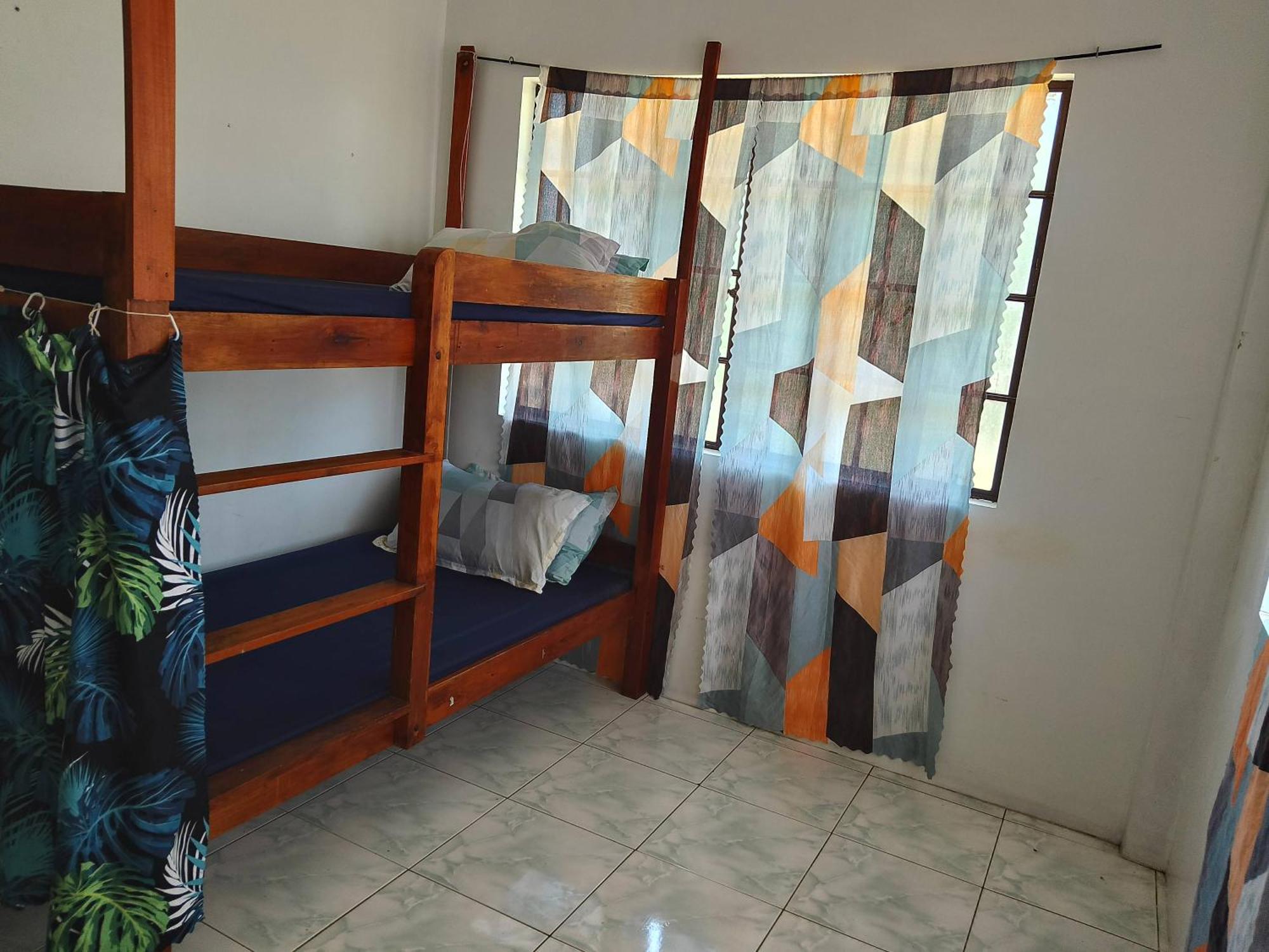 Appartamento Estrelle Orange House - Backpackers Hub Puerto Princesa Esterno foto